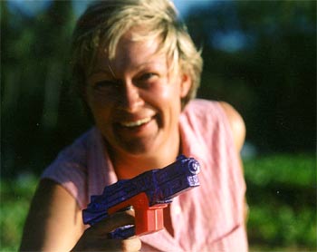 Beate armed