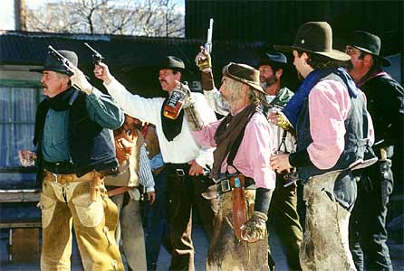 cowboys1.jpg (27553 bytes)